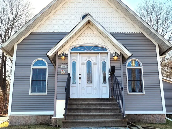 556 Vauxhall Street Extension, Waterford, CT 06385