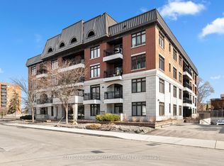 323 Winona Ave #105, Ottawa, ON K1Z 5H3