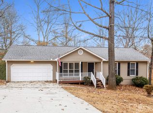 1520 Oakleaf Dr, Auburn, GA 30011