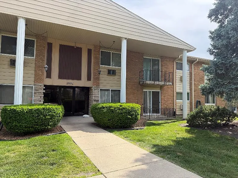 8994 Kennedy Dr #1E — Photo 5