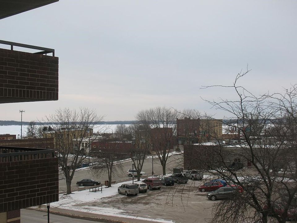 West facing unit over looking down town Buffalo w lake views of Buffalo lake