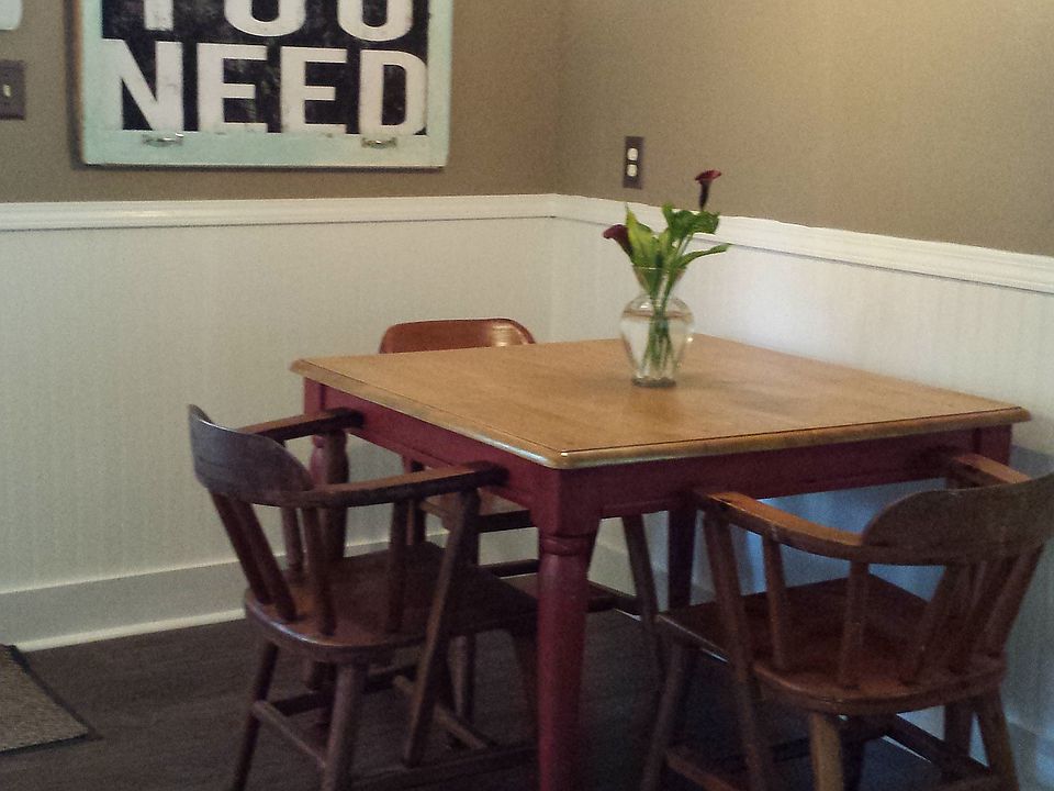Breakfast nook