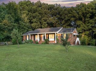 200 N Roderick Dr, Smithfield, NC 27577