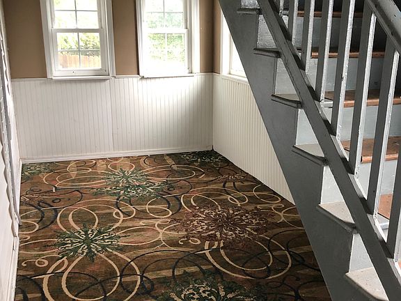 3rd image of 2819 Mount Pleasant St