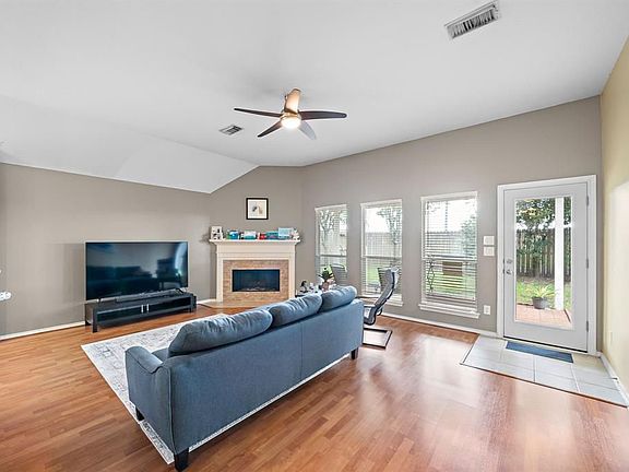 5th image of 21506 Willow Glade Dr