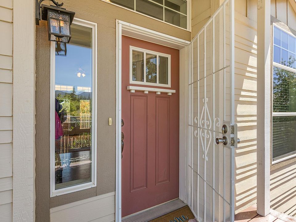 1st image of 21272 Stewart Street