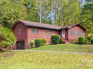 234 Fallen Timber Rd, Hendersonville, NC 28791