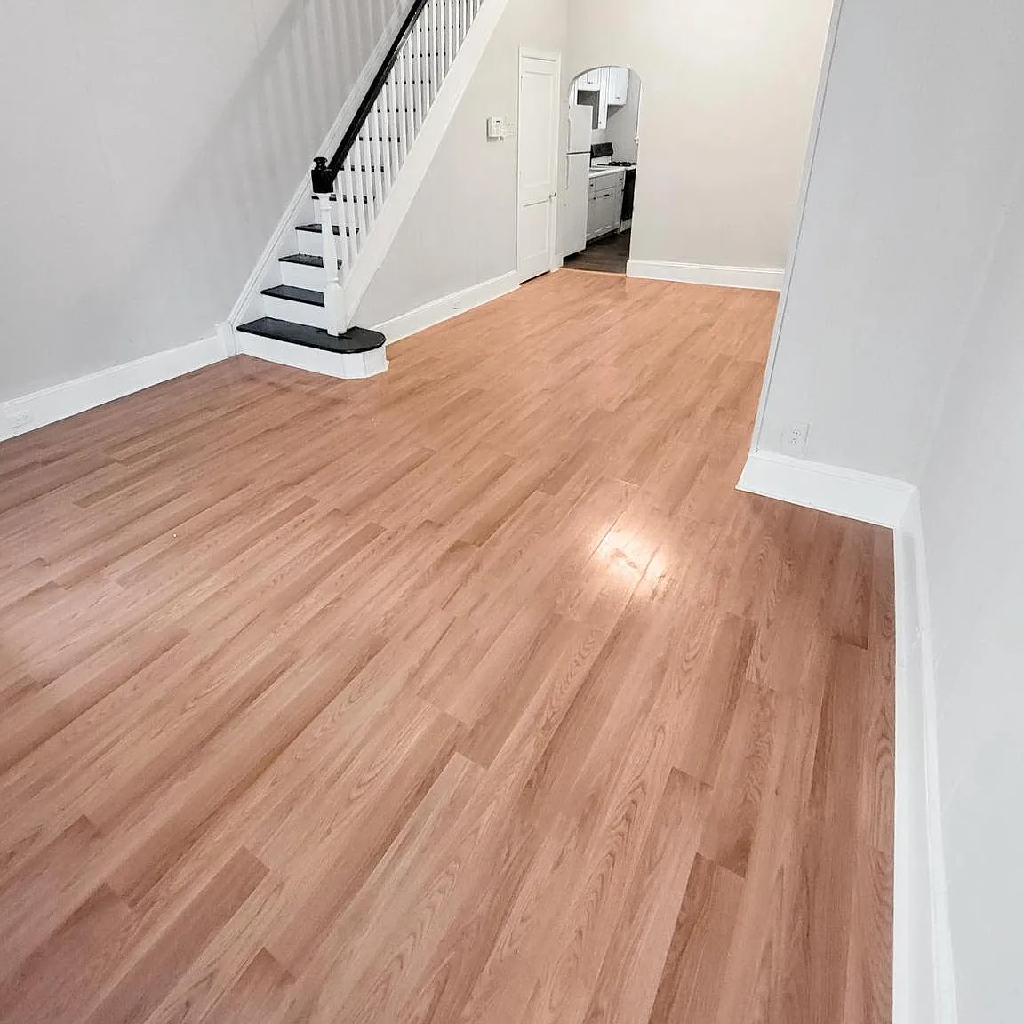 3 bed, 986 sqft, $1,600 — Photo 1