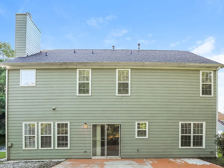 135 Greenland Dr — Photo 17