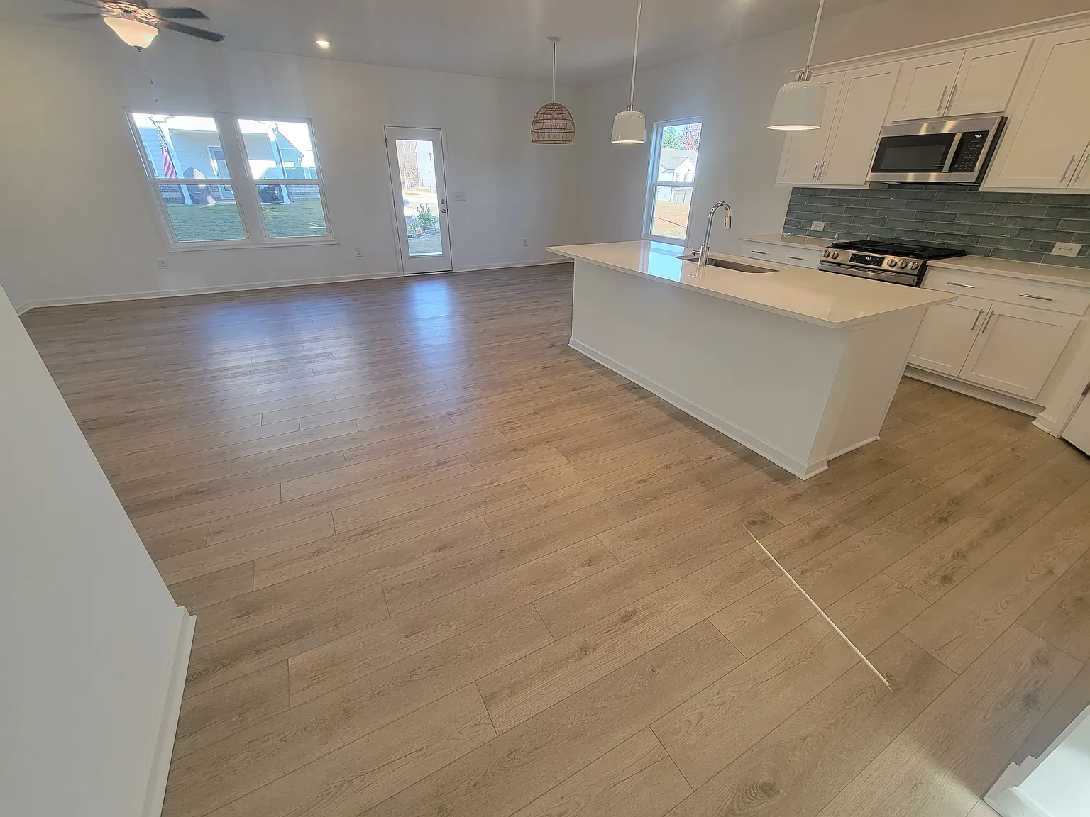 5 bed, 4.5 bath, 2801 sqft, $2,625 — Photo 4
