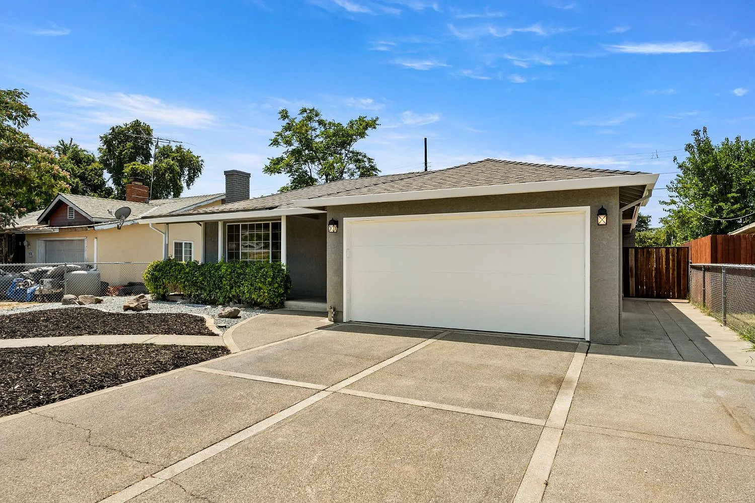 3321 Barcon Way photo 1