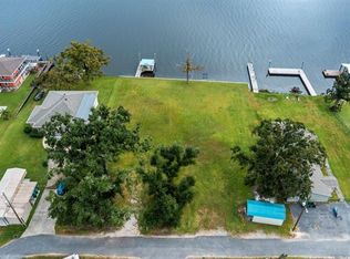 Riverside Dr, Westlake, LA 70669