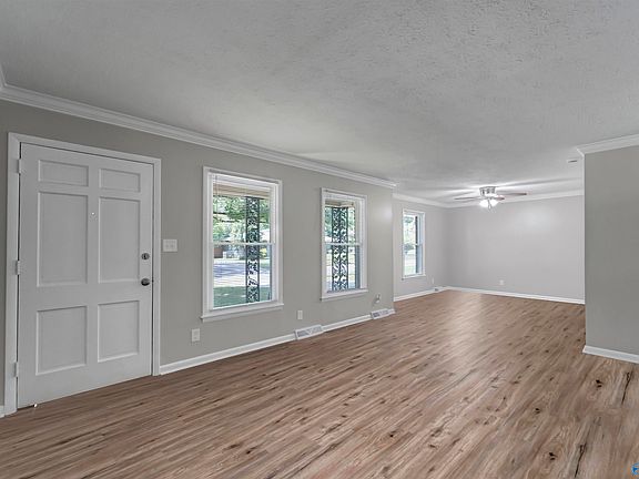 3rd image of 370 College Park Ct NW