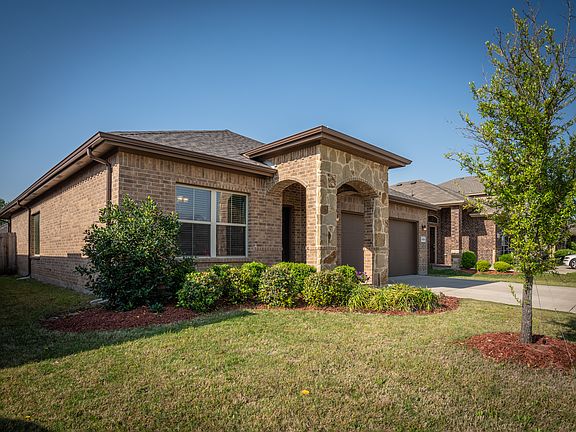 2nd image of 1224 Doe Meadow Dr
