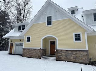 451 Appletree Point Rd, Shelburne, VT 05408