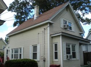 3 Rundletts Ct, Lowell, MA 01850
