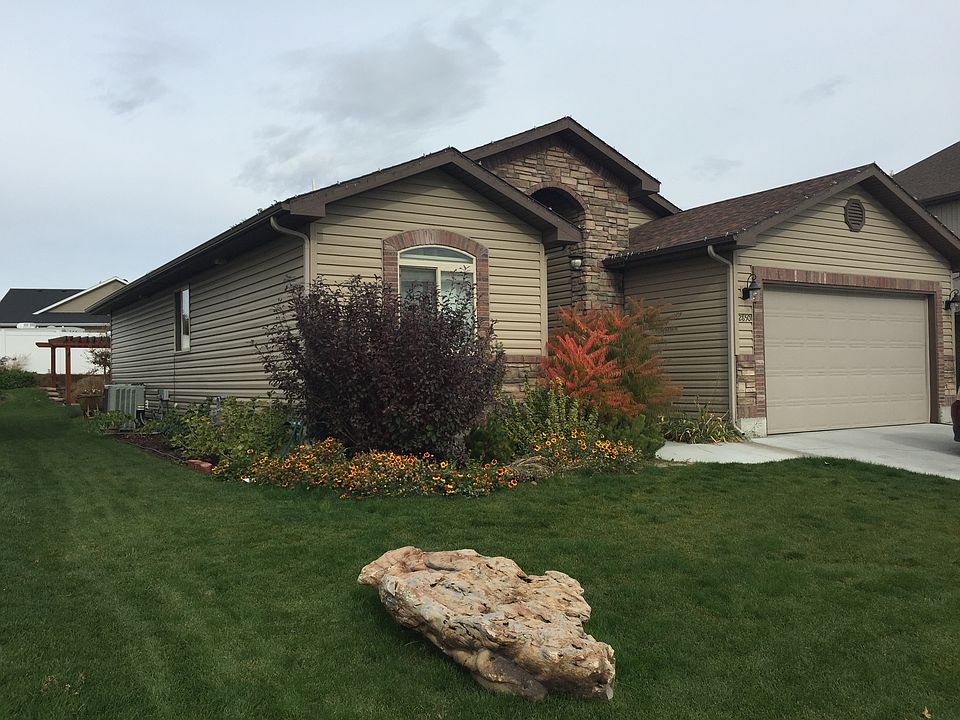 1st image of 2850 Mary Dr