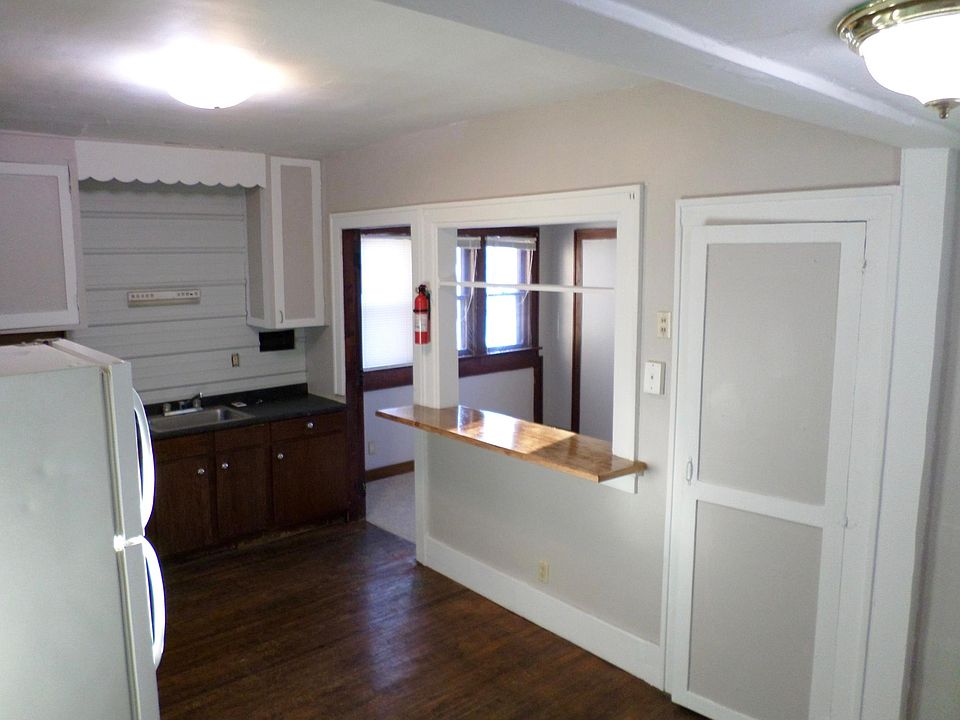 Kitchen with stainless steel appliances