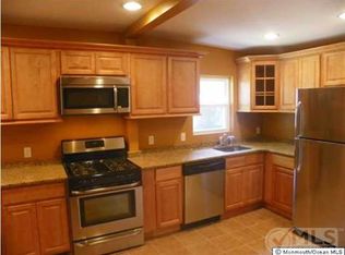 141 Main St, Keansburg, NJ 07734