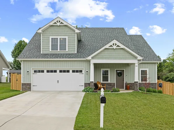 144 Langley Dr, Waynesboro, VA 22980
