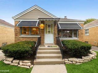 2348 S 14th Ave, Riverside, IL 60546