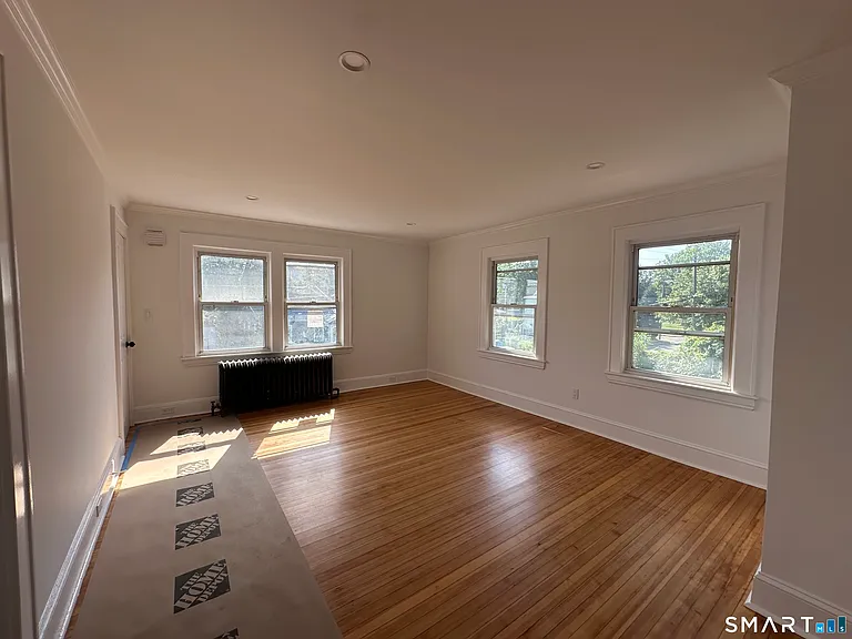 20 Parker Ave — Photo 8