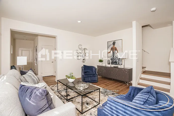 303 Haystack Dr — Photo 7