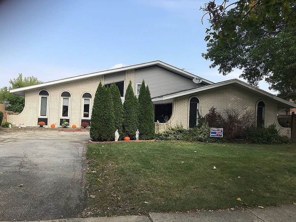 1st image of 431 Sycamore Dr