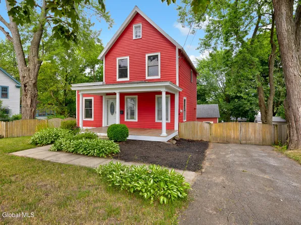 1147 Van Antwerp Road, Niskayuna, NY 12309