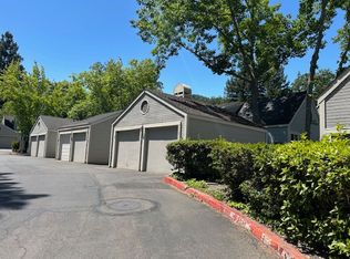 2703 Lakeview Dr, Santa Rosa, CA 95405