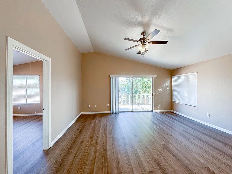 2423 S Ananea — Photo 13