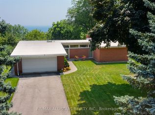 59 Hill Cres, Toronto, ON M1M1J3