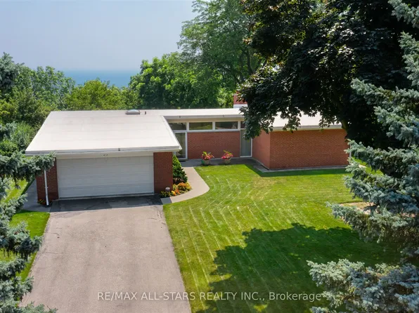 59 Hill Cres, Toronto, ON M1M 1J3