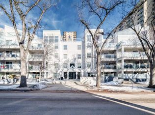 Dakota The, Edmonton, AB T5K 2T9