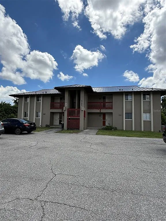 2 bed, 2.0 bath, 900 sqft, $1,450 — Photo 1
