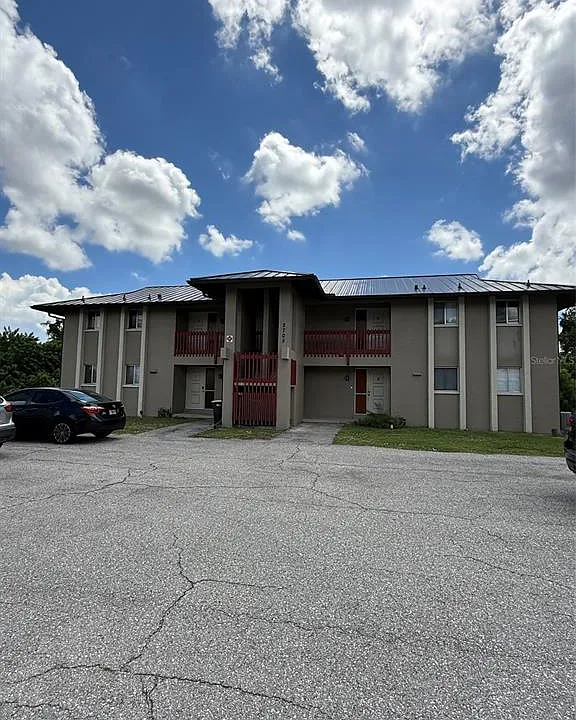 2705 Magdalina Dr #1