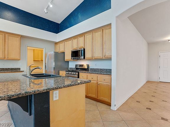 5th image of 1075 Sandstone Canyon Ct