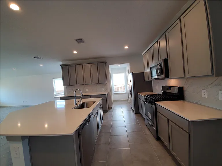 3314 Dagostino Creek Dr — Photo 10