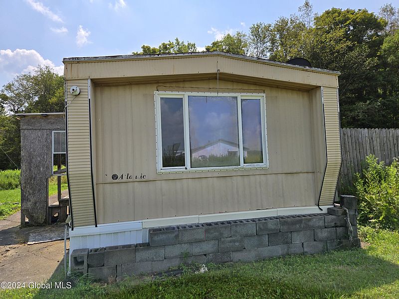 3rd image of 1931 Carter Slocum Road