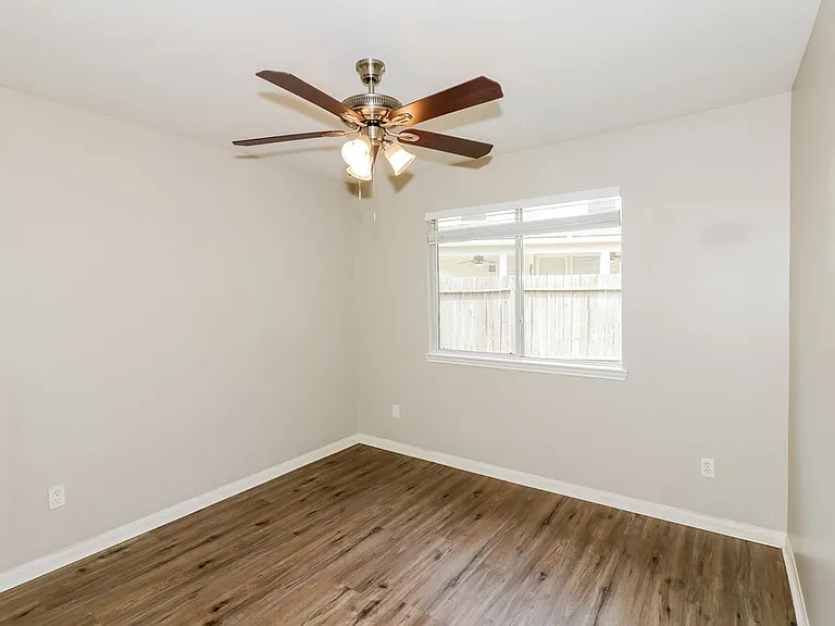 25235 Clover Ranch Dr — Photo 13