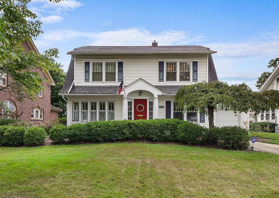 1st image of 136 Glenwood Blvd