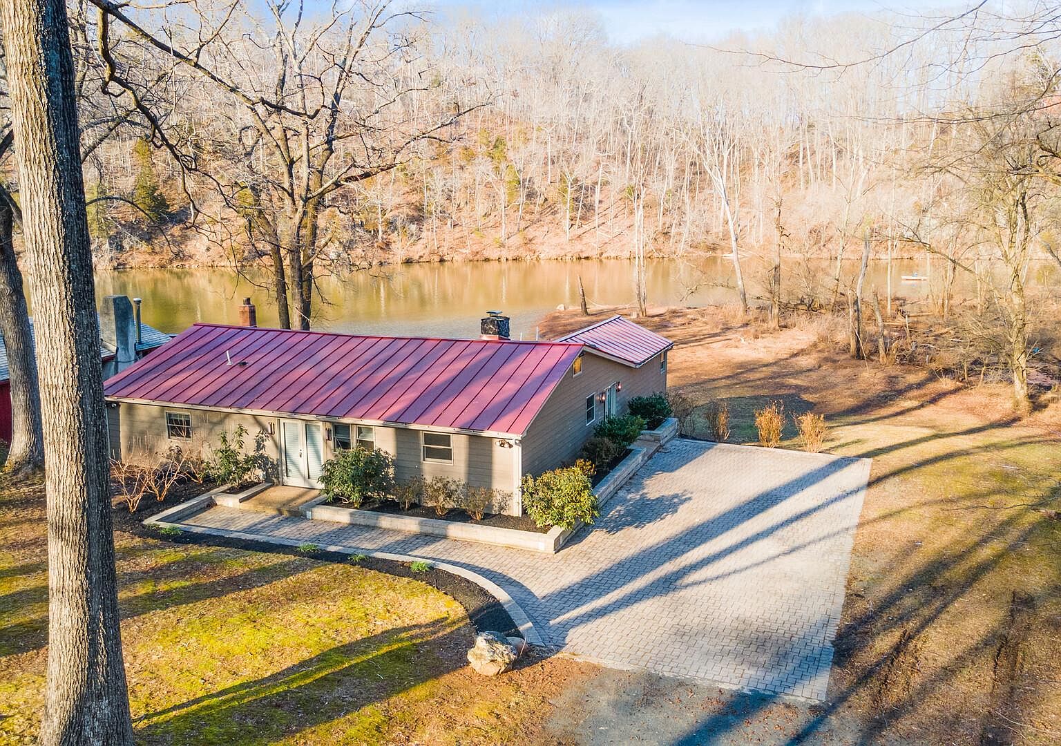 8200 Lake Shore Dr Manassas Va 20112 Mls Vapw516610 Zillow