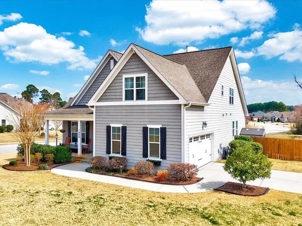 1908 Abniki Dr, Fuquay Varina, NC 27526