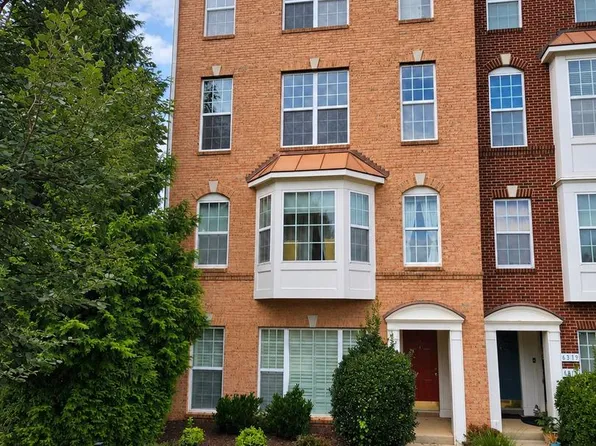 6323 Iris Meadow Ln, Haymarket, VA 20169