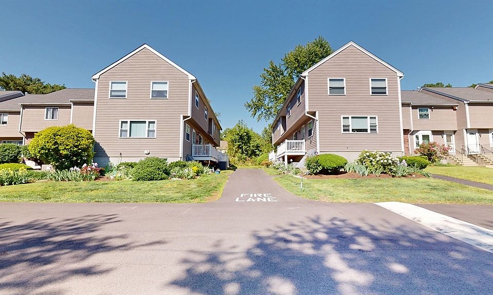 1st image of 55 Leedham St Unit 1-11