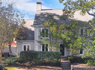 9 Braemore Dr, Sandy Springs, GA 30328