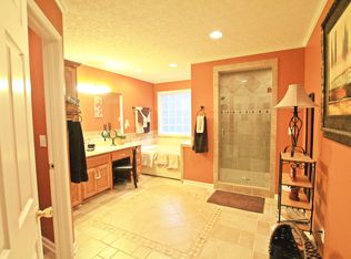 6762 New Chapel Rd, Springfield, TN 37172