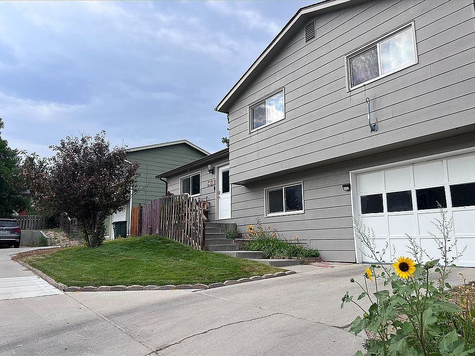 1st image of 610D N Wind River Dr