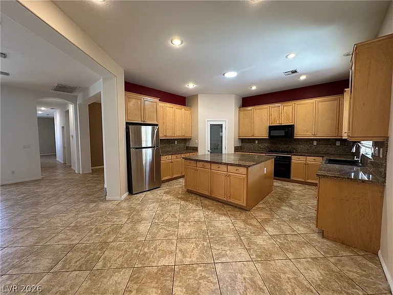 7185 Windy Peak Ct — Photo 11