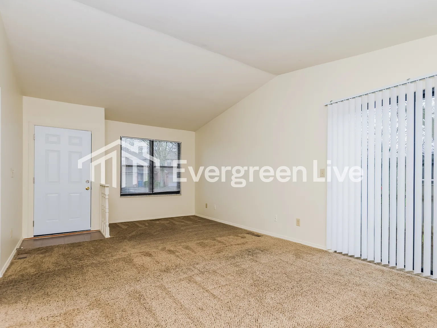 3 bed, 2.0 bath, 1121 sqft, $1,495 — Photo 4